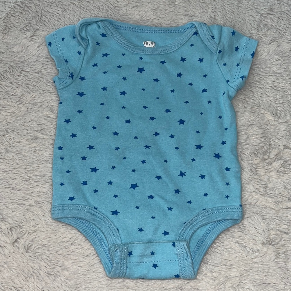 (3 for $10) rococo 3 month blue star bodysuit baby boy clothing onesie ⭐️